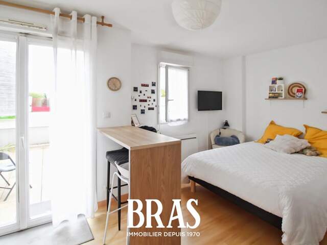 Appartement Nantes 1 pièce(s) 21.4 m2 — photo du bien