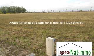 Terrain  1738 m² à vendre à La Selle-sur-le-Bied (45210)