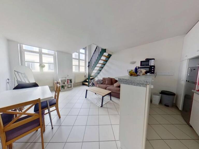 EXCLUSIVITE LYON 6 ème RUE TRONCHET métro MASSENA, T3 en duplex — photo 1