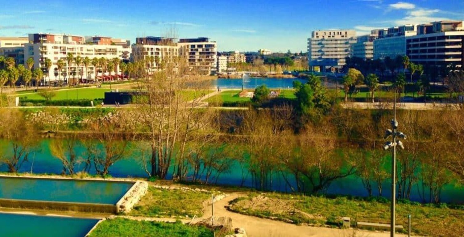 GRAND T3 EXCEPTIONNEL EN 1°LIGNE BASSIN JACQUES COEUR A PORT MARIANNE — photo 1