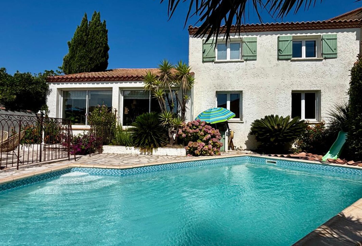 Belle maison T5 À Vendre, piscine, garage — photo 1