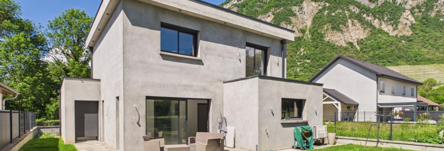 Maison 4 Pièces 137 m² à vendre à Porte-de-Savoie (73800)