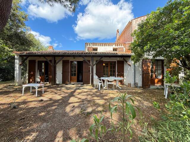 Belle MAISON dans le quartier du Platin, à 100 m Plage — photo du bien
