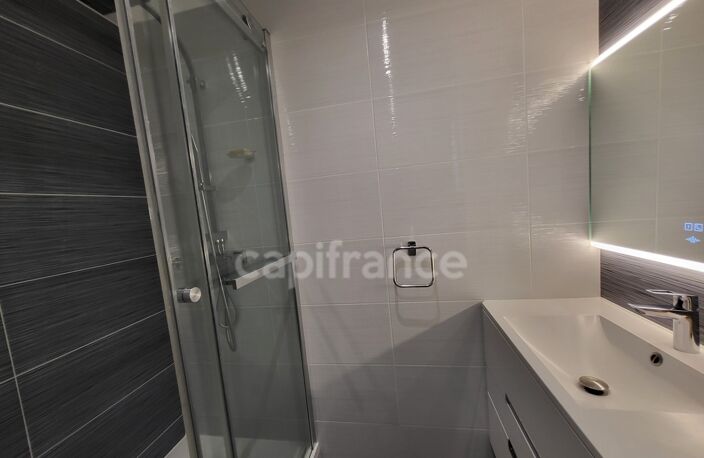 A vendre, T3 bis rénové à Mérignac Capeyron (33) — photo 4