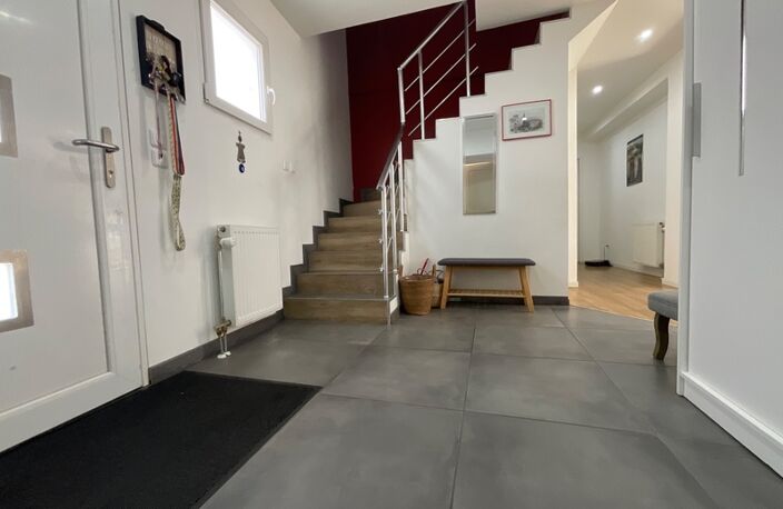Maison à vendre 7 pièces LUISANT (28) — photo 2