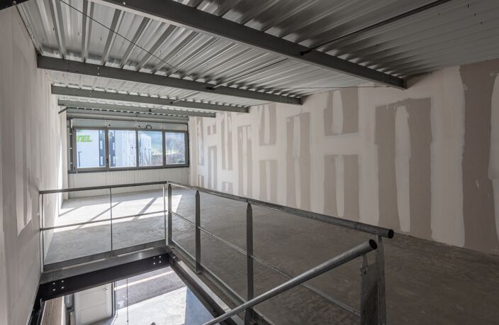 EXCLUSIVITÉ : Cellules d’Activités – Spécial Artisan & Décolletage 115m²  à vendre BONNEVILLE (74) — photo 4