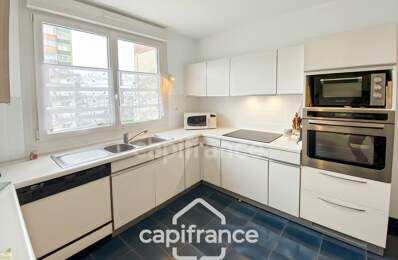 À VENDRE - BREST(29200) Rentabilité possible : + de 9% NETTE - PLACE STRASBOURG - APPARTEMENT T5 - 105 M² HABITABLES - DERNIER ÉTAGE - 2 SALLES DE BAIN — photo du bien