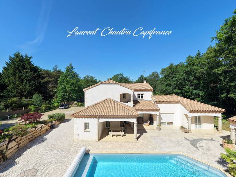 Villa de standing 190m² à SANILHAC (24) — photo 1