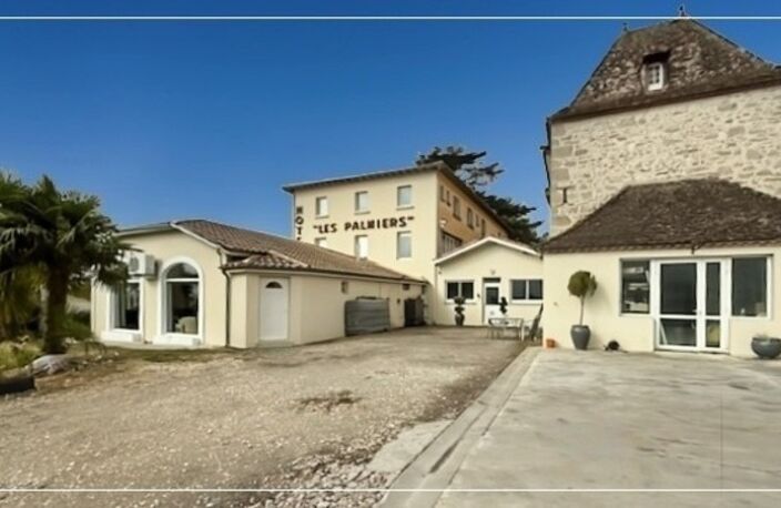 A VENDRE ANCIEN HOTEL RESTAURANT — photo 2