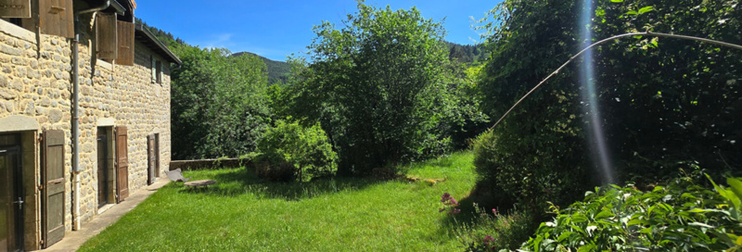 Maison 12 Pièces 401 m² à vendre à Marcols-les-Eaux (07190)