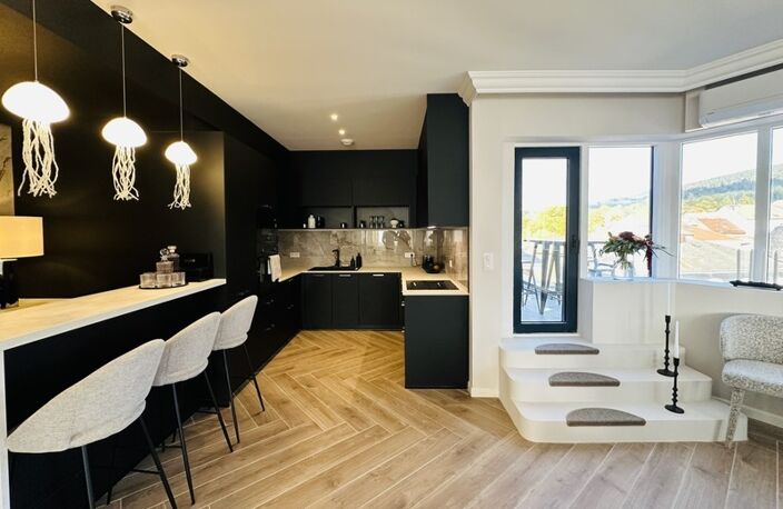 Appartement Penthouse 153 m2 à OYONNAX (01) — photo 2