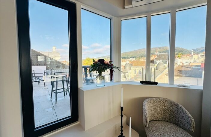 Appartement Penthouse 153 m2 à OYONNAX (01) — photo 4