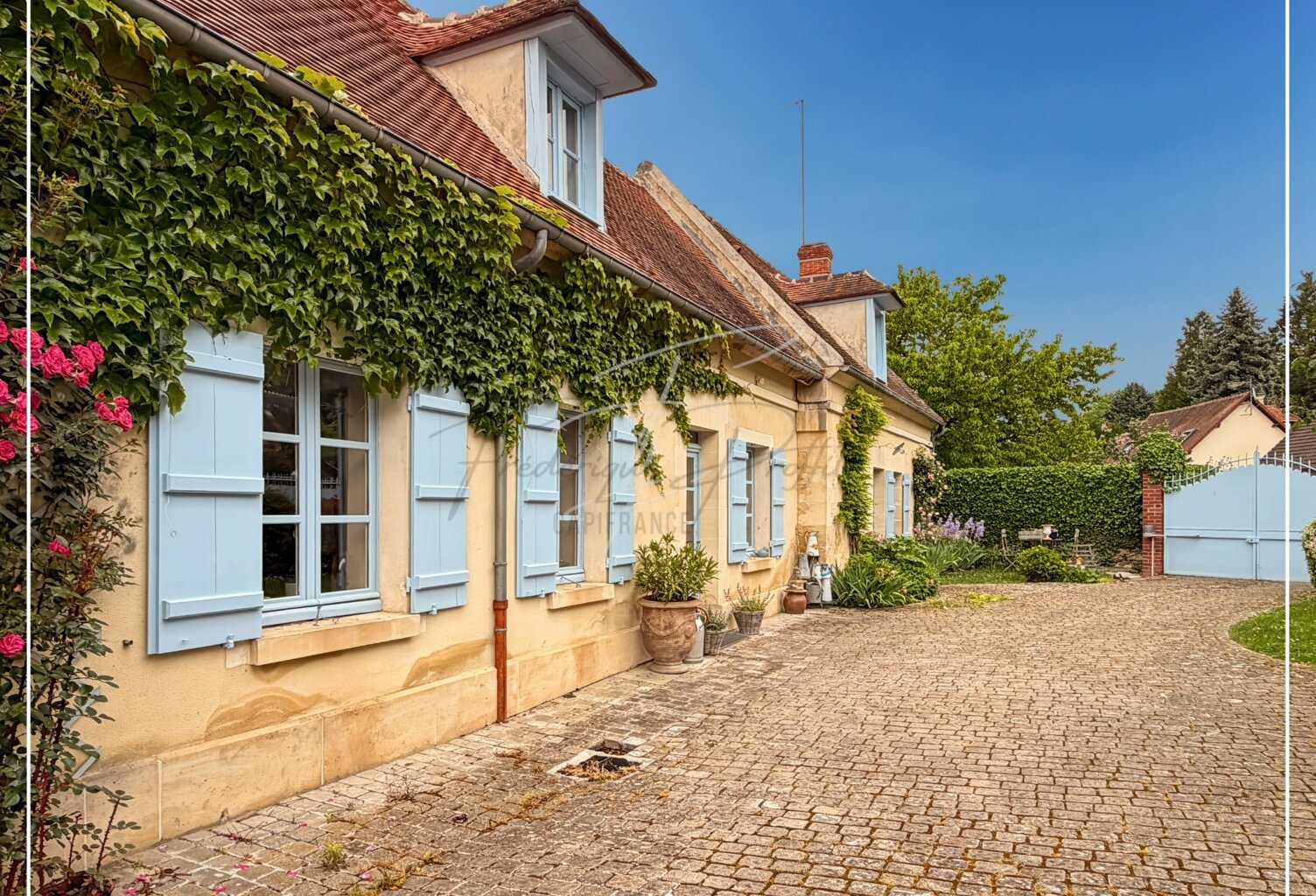 Longère 8 pièces 175M2 charme et modernité — photo 1