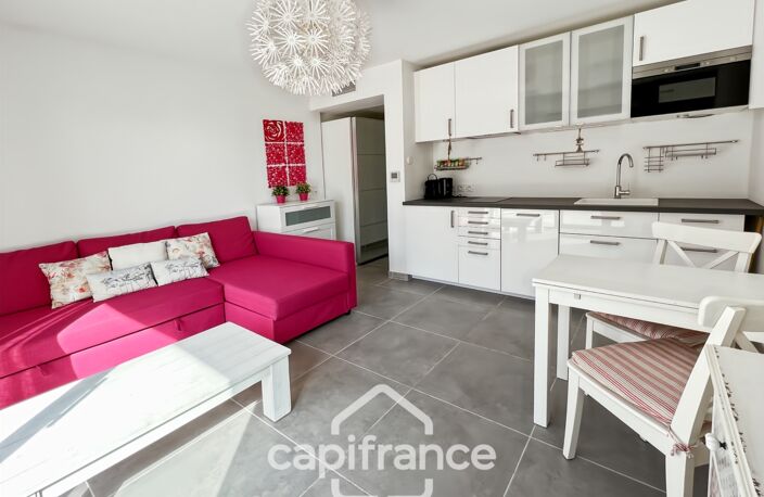 Appartement à vendre 1 pièces BORMES LES MIMOSAS (83), résidence standing, Terrasse sud + PARKING COUVERT + CAVE — photo 2