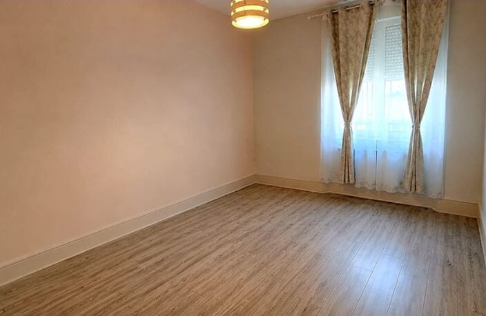 Maison à vendre 4 pièces GAUCHY (02430), Jardin et Double Garage — photo 4