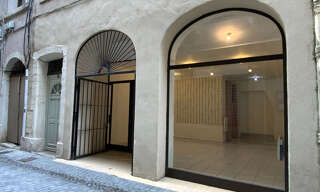 Commerce  28 m² à louer à Crest (26400)