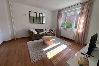 Maison 4 pièces 1560 €