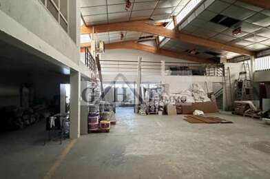 Local industriel  1940000 €