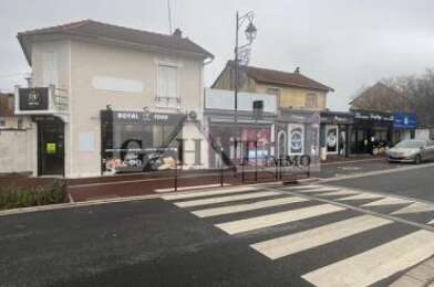 Commerce  910000 €