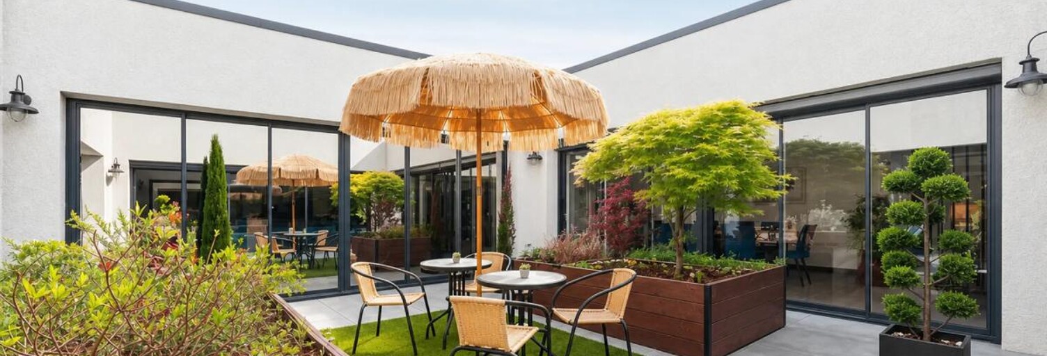 Maison 8 Pièces 320 m² à vendre à Dompierre-sur-Veyle (01240)