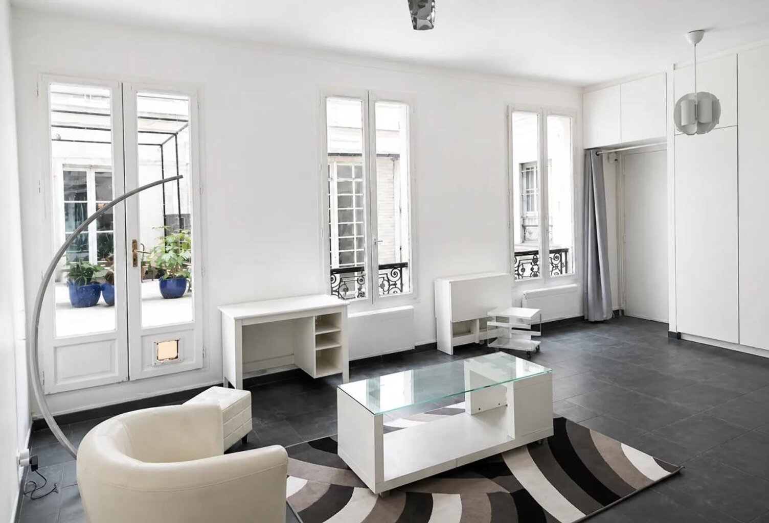 Studio de 33 m² avec terrasse à ND de Lorette, paris 9e — photo 1