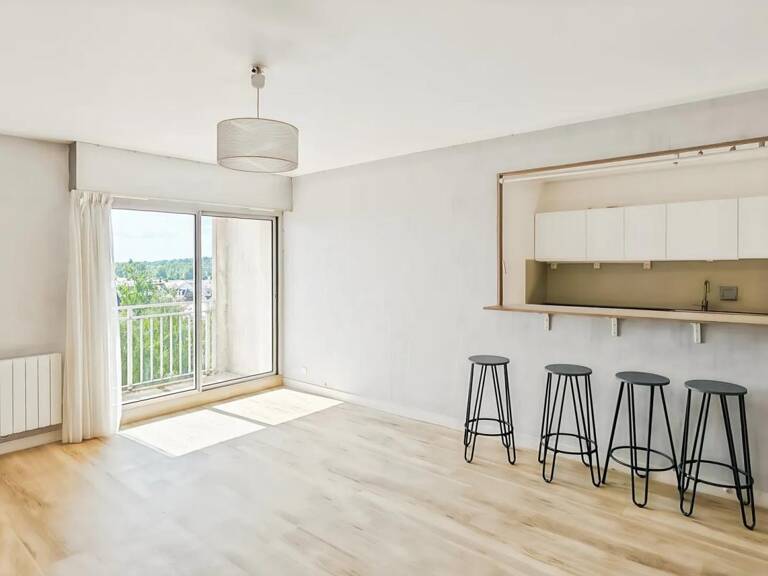 Appartement lumineux sous les toits, La Riche — photo 1