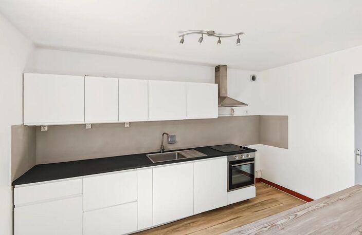 Appartement lumineux sous les toits, près de Tours — photo 4