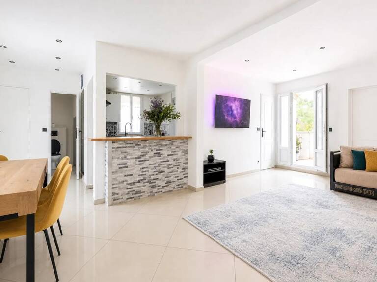 Appartement T3 rénové avec terrasse, Villeneuve-St-Georges — photo 1