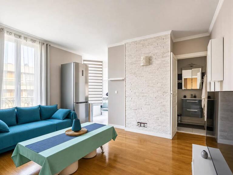 Appartement de type T3 de 45m2 à Bondy avec box et cave — photo 1