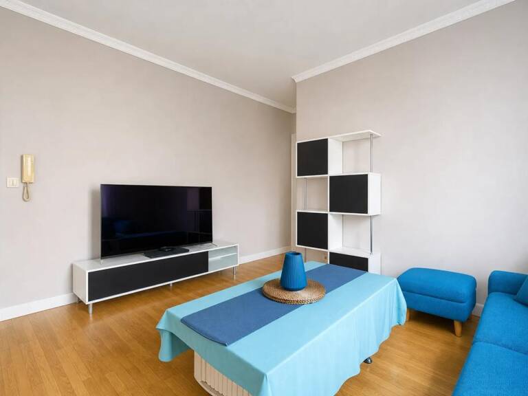 Appartement de type T3 de 45m2 à Bondy avec box et cave — photo 1