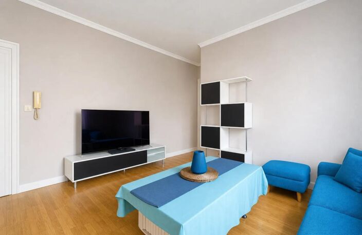 Appartement de type T3 de 45m2 à Bondy avec box et cave — photo 3