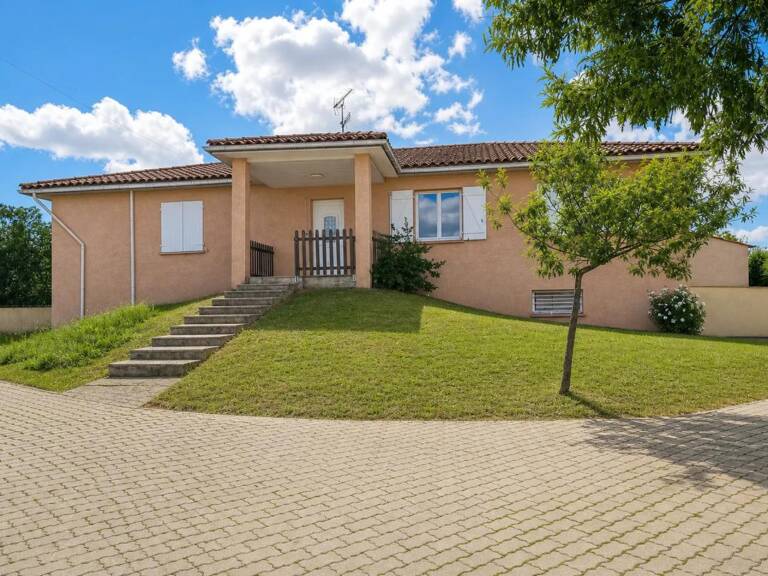 Urgent!! maison de 15 pièces, 344 m²,  partie louée à Peyrière — photo 1
