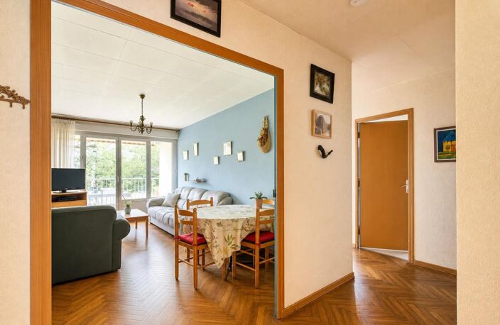 Appartement loué 3 pièces à Sainte-Foy-lès-Lyon — photo 4
