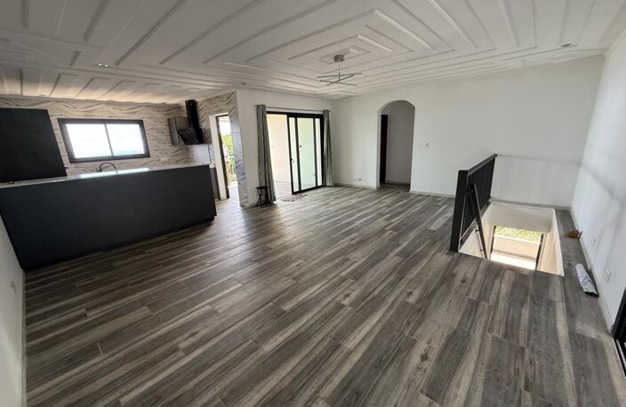 Villa F4 récente de 113m2 avec terrasse à vendre à Saint-Pau — photo 4