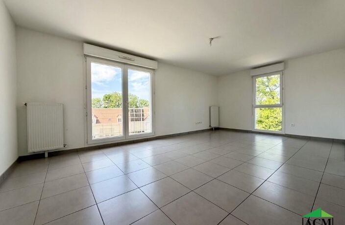 Vente appartement 3 pièces 59 m² Méry-sur-Oise (95540) — photo 2