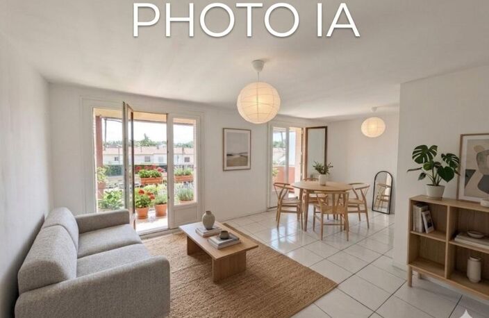 Appartement T3/T4 renové au 2ème étage — photo 2