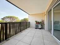 Appartement À Vendre T4 74M² TERRASSE DOUBLE GARAGE — photo 2