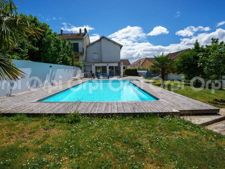 Maison À Vendre — photo 1