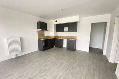 Appartement 4 pièces 912 €
