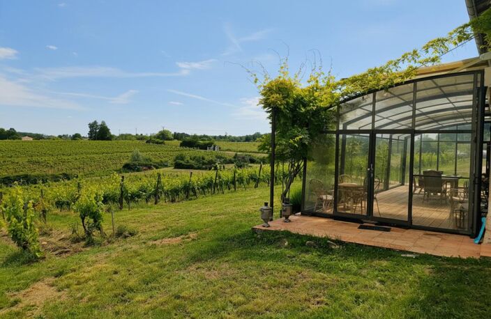 MAISON DE MAITRE  300 M² -12 PIECES - DEPENDANCES — photo 2