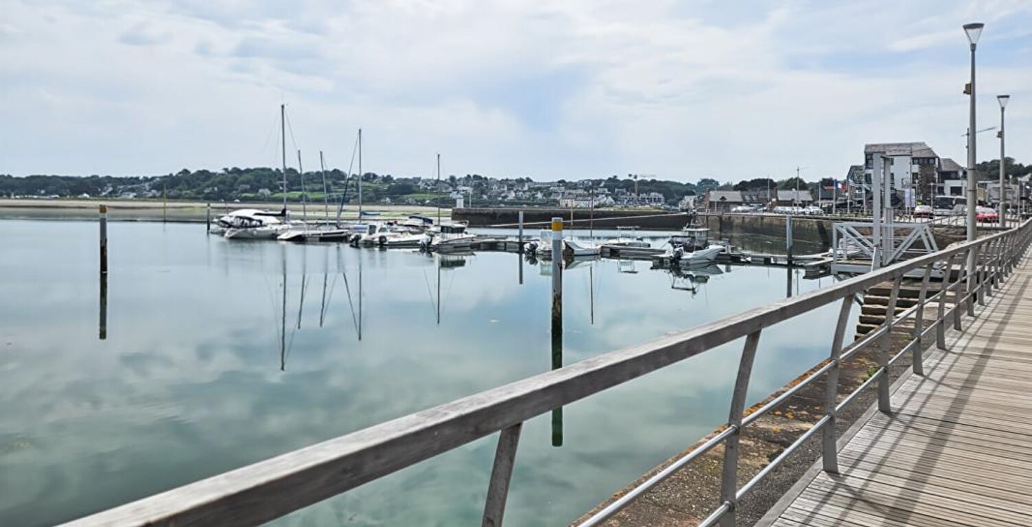 Vente appartement T2 avec vue mer et balcon de 8 m², Perros-Guirec (22700) — photo 1
