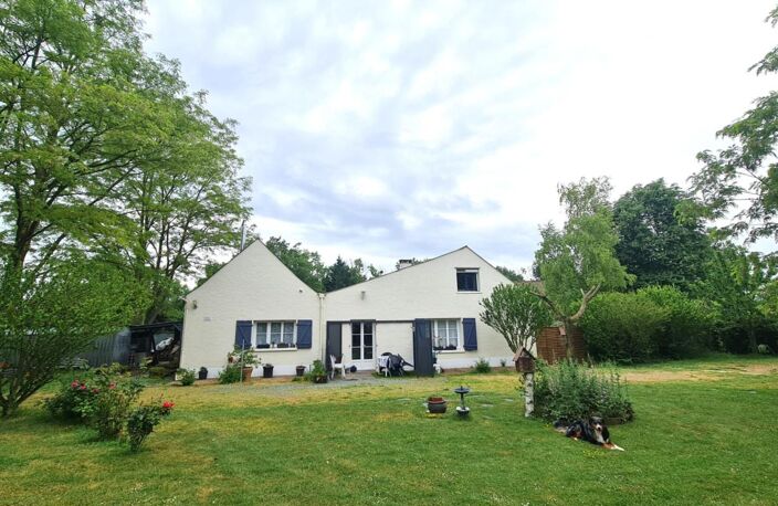 Domaine avec revenus locatifs et grands volumes à Brissac Loire Aubance — photo 2