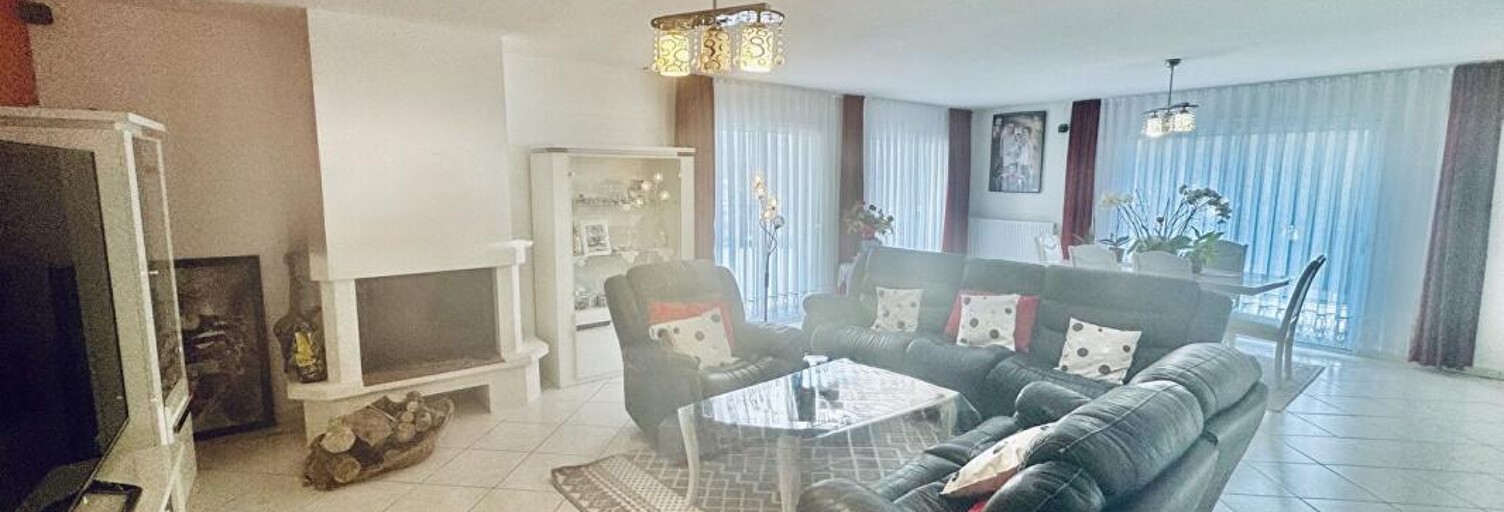 Maison 8 Pièces 198 m² à vendre à Mortagne-sur-Sèvre (85290)
