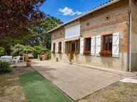 82130, Montauban Nord à Montastruc . Maison de plain pied, petite propriété équestre amateur, de 160 m², 6 pièces, 3/4 chambres sur 1,5 hA de terrains + écuries — photo 3