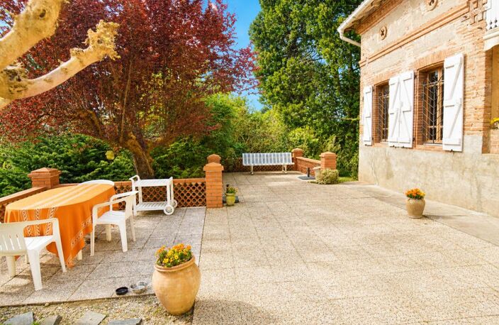 82130, Montauban Nord à Montastruc . Maison de plain pied, petite propriété équestre amateur, de 160 m², 6 pièces, 3/4 chambres sur 1,5 hA de terrains + écuries — photo 4