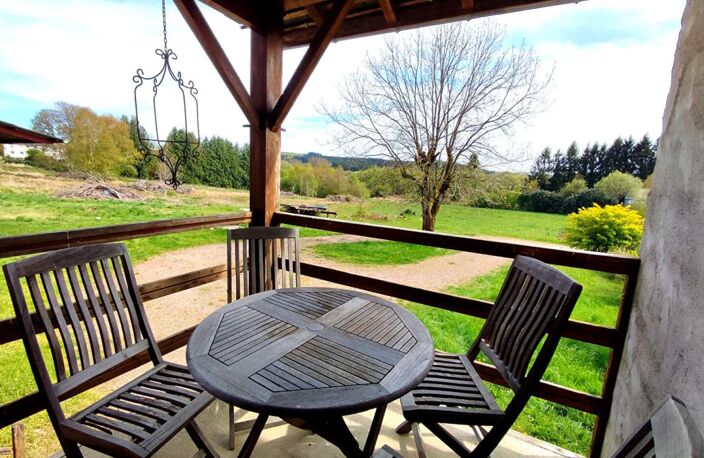 Ancien corps de ferme Montsauche Les Settons 2  pièces 45 m2 — photo 2
