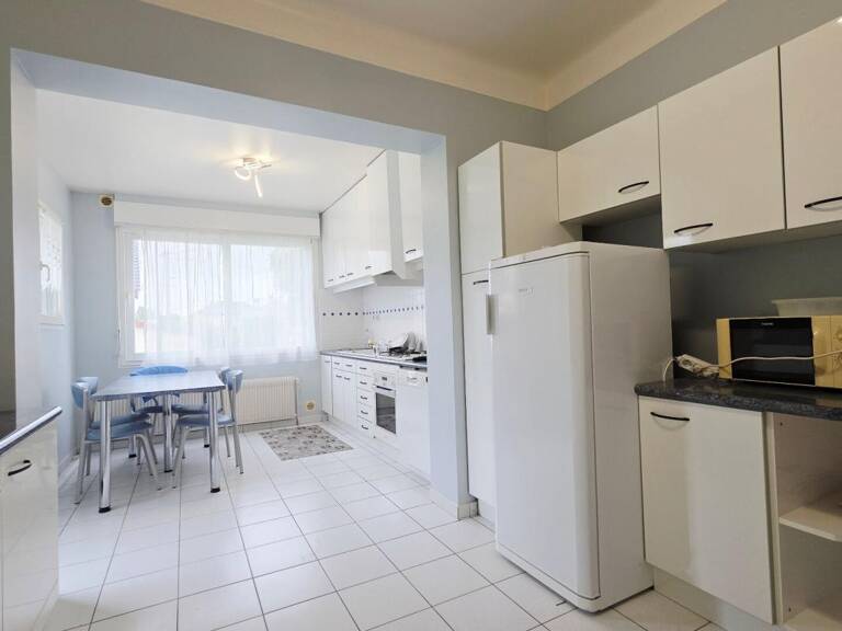 MEHUN SUR YEVRE MAISON 130M² 6 PIECES 4 CHAMBRES GARAGE — photo 1