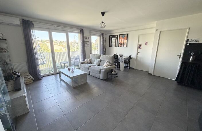 APPARTEMENT T3 DE 61.5M² / SAINT-MITRE / TERRASSE DE 22M² / — photo 4