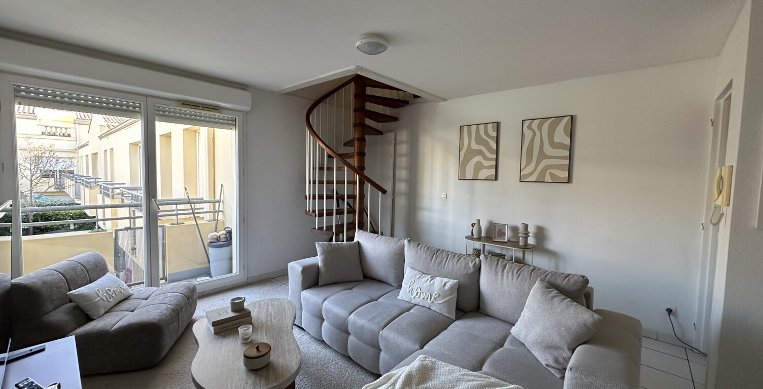 Appartement T2 duplex - Libourne — photo 1