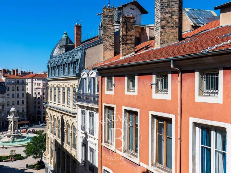 Lyon 2 - Place des jacobins - Appartement de 59,52 m ² - 1 chambre - Balcon — photo 1